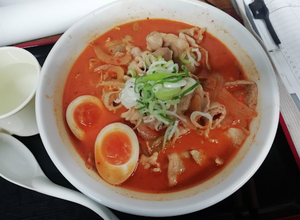 Một phần makanai giữa giờ làm