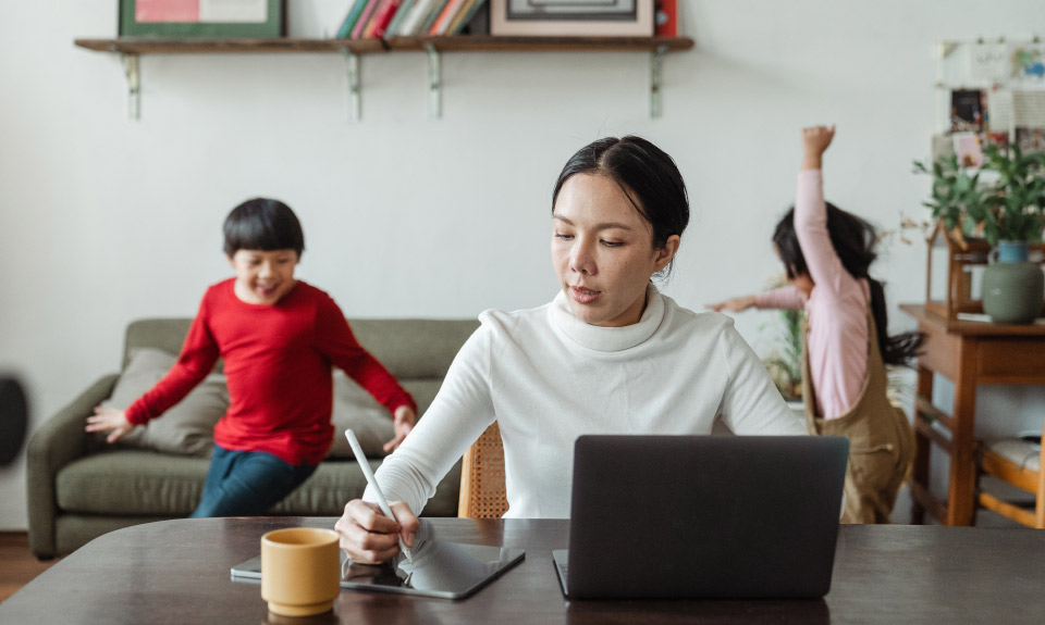Các chính sách hỗ trợ gia đình nhân viên