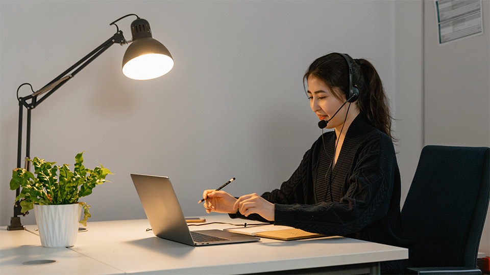 Kỹ năng giao tiếp qua điện thoại