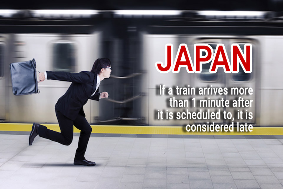 Đúng giờ cũng là một trong những cách ứng xử đặc trưng khi đi làm tại Nhật